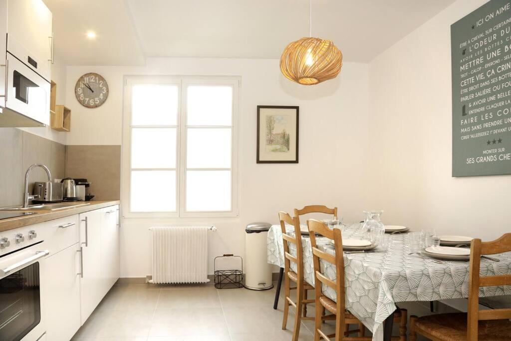 Paddock Prestige By La Boite En Plus Chantilly Esterno foto