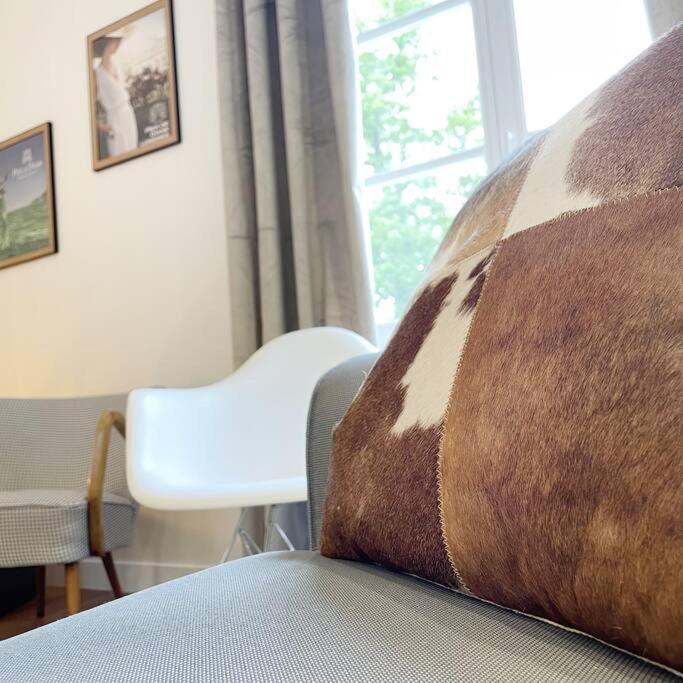 Paddock Prestige By La Boite En Plus Chantilly Esterno foto