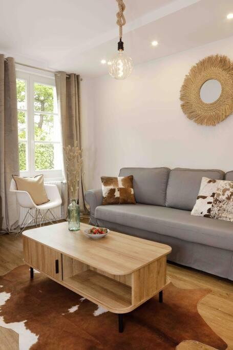 Paddock Prestige By La Boite En Plus Chantilly Esterno foto